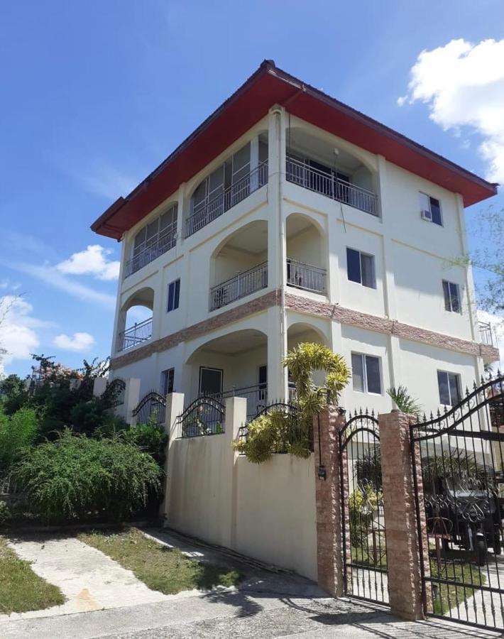 Soul Travellers Dagatan Guesthouse Badian Exterior photo