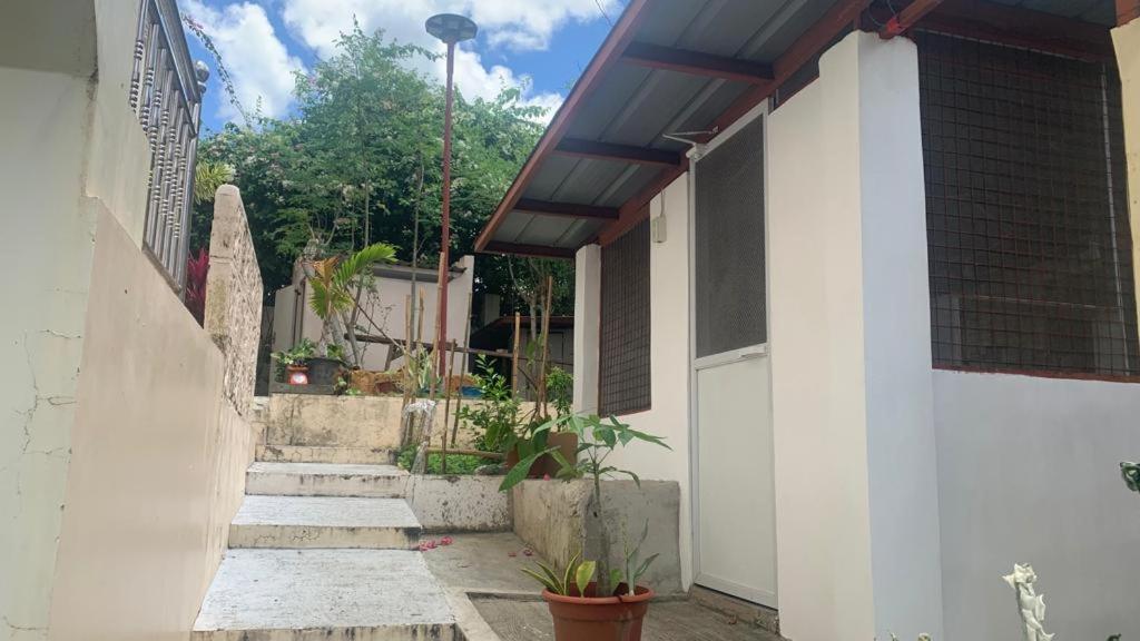 Soul Travellers Dagatan Guesthouse Badian Exterior photo